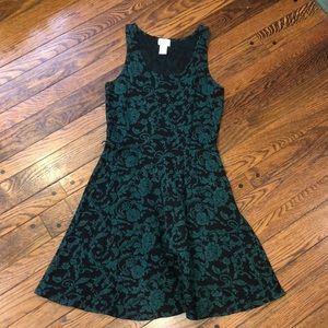 Eyelash Couture Green / Black Skater Dress